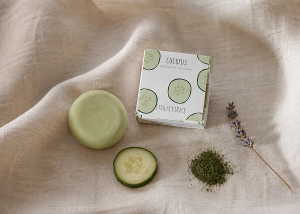 Detergente viso solido naturale Cucumis con cetriolo e polvere di chlorella, Ethical Grace