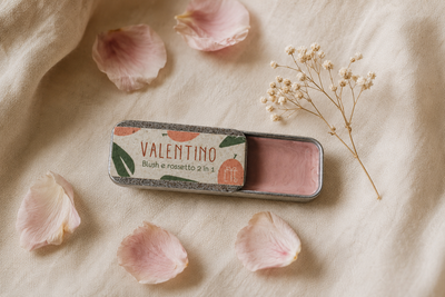 Valentino burrocacao colorato naturale rosa con petali di peonia – Ethical Grace